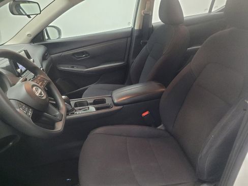 Used 2024 Nissan Sentra S FWD image 17