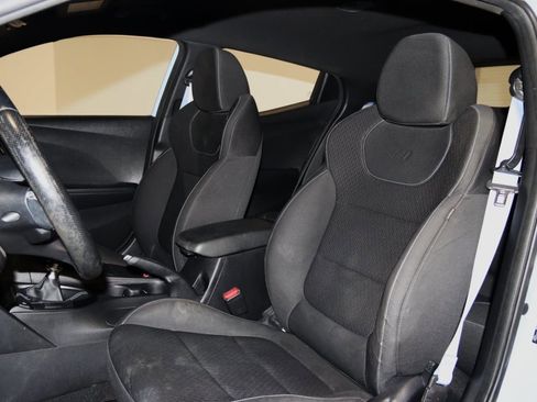 Used 2019 Hyundai Veloster N N w/ Performance Package image 27