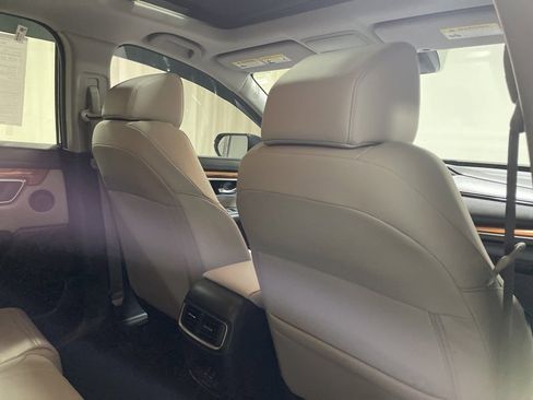 Used 2020 Honda CR-V Touring image 12