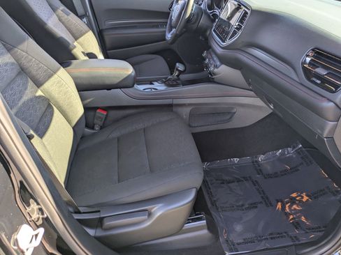 Certified 2025 Dodge Durango GT w/ Blacktop Package image 36