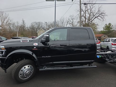 New 2026 RAM 5500 Laramie w/ Laramie Trim Package image 21