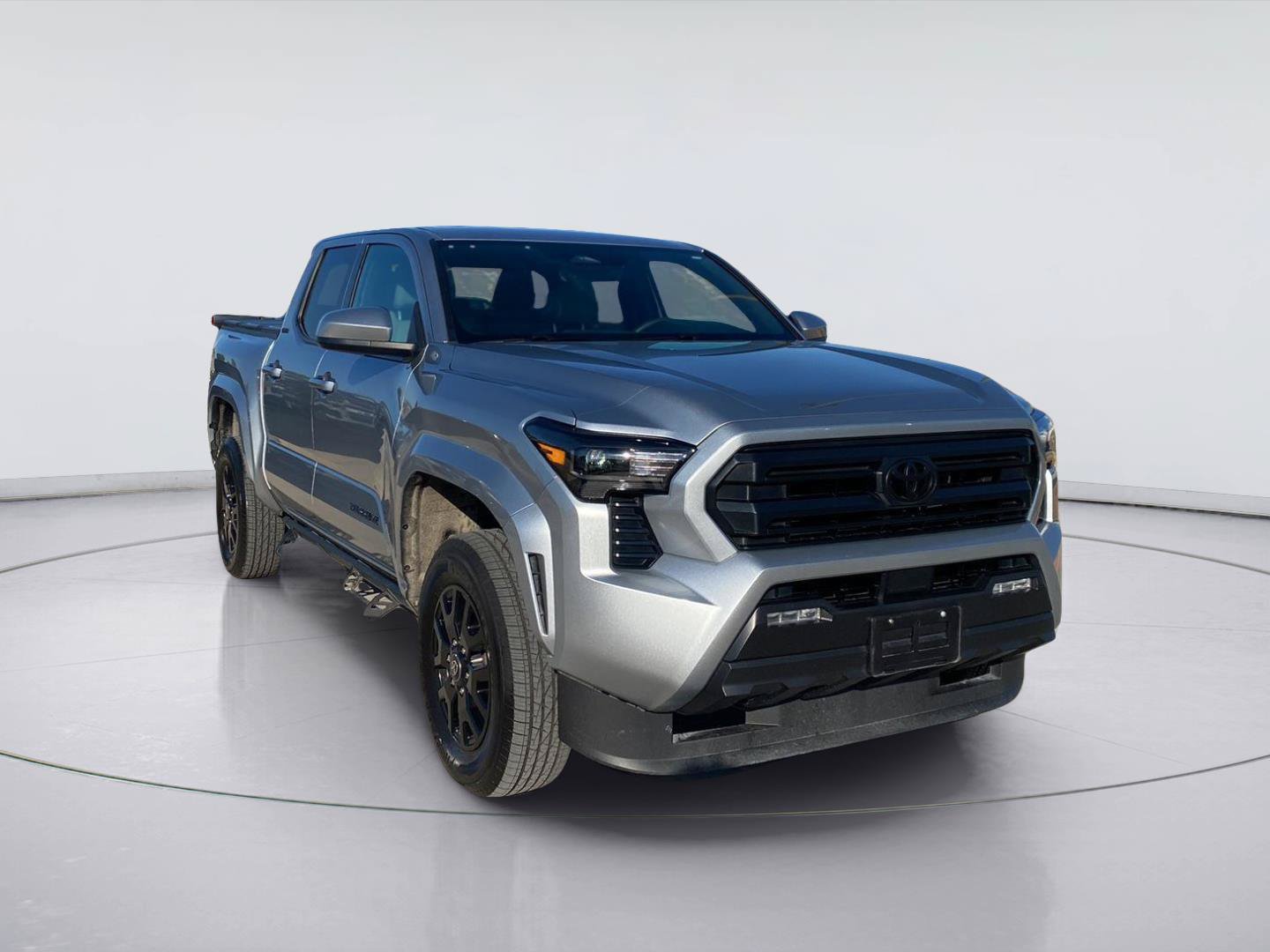 Used 2025 Toyota Tacoma SR5 AWD/4WD image 7