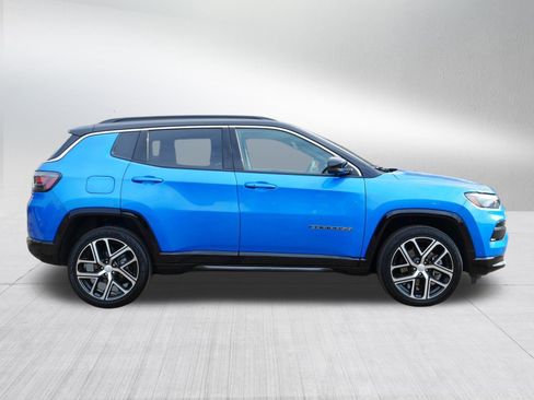 Used 2024 Jeep Compass Limited w/ Elite Group image 8