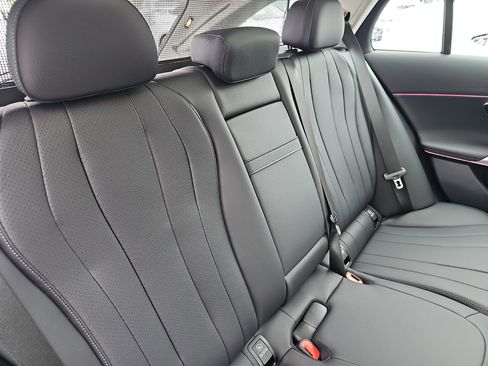 New 2026 Mercedes-Benz E 450 4MATIC All-Terrain Wagon image 12