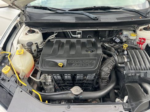 Used 2009 Chrysler Sebring Touring image 18