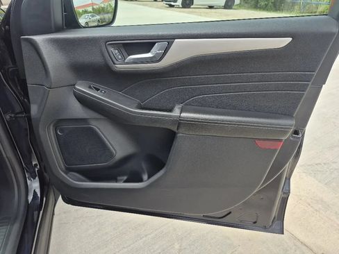 Used 2021 Ford Escape SEL FWD image 16