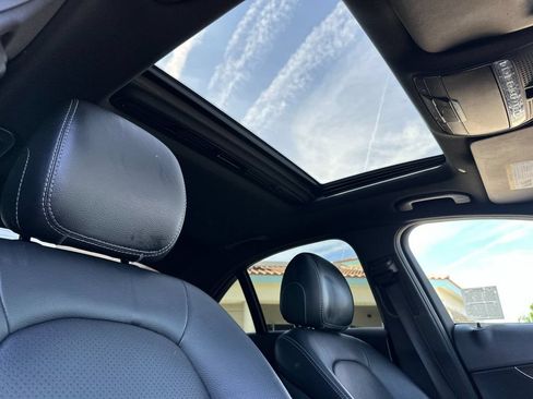 Used 2019 Mercedes-Benz C 300 Sedan image 15