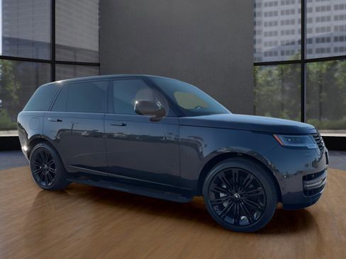 New 2025 Land Rover Range Rover Long Wheelbase SE image 2