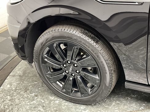 Used 2024 Lincoln Navigator L Reserve w/ Equipment Group 201A image 37