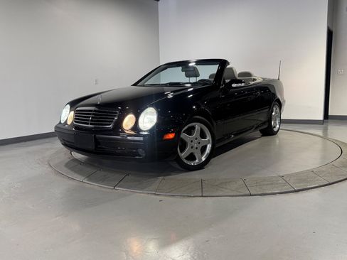 Used 2003 Mercedes-Benz CLK 430 Cabriolet w/ K4 Opt Pkg image 2