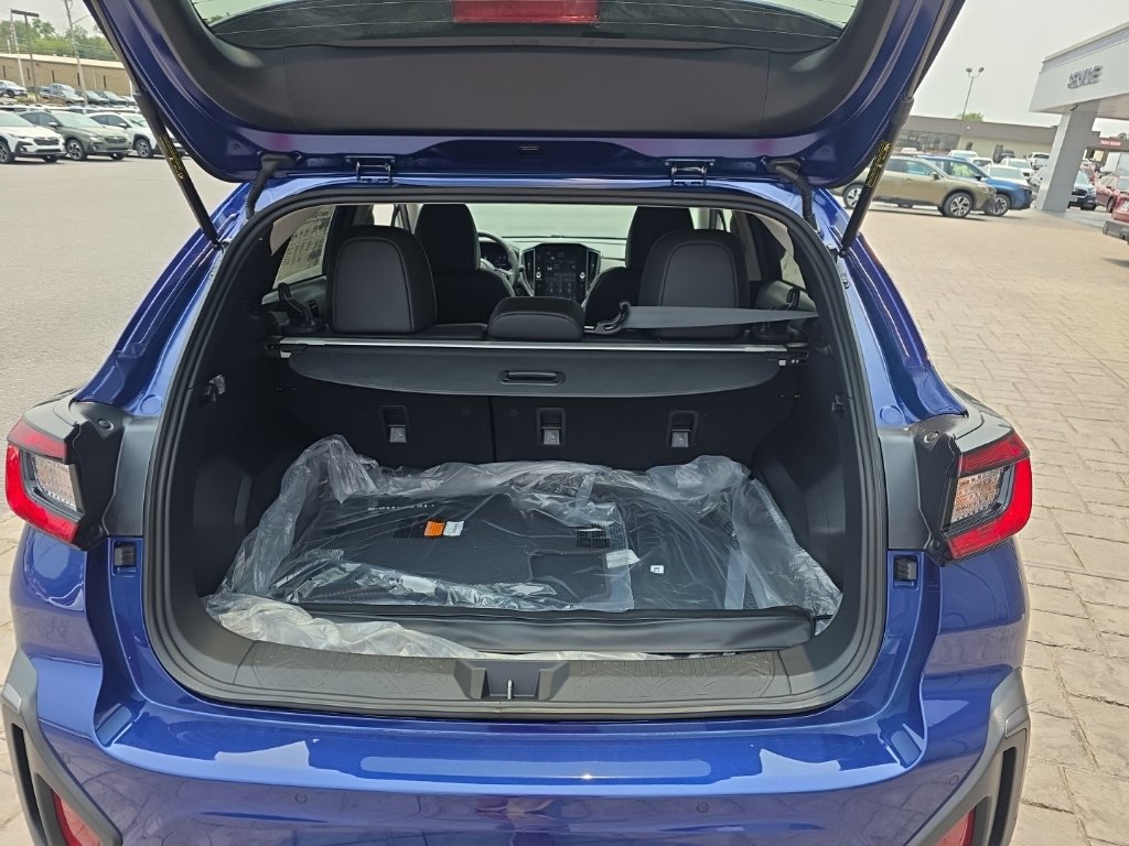 New 2026 Subaru Crosstrek 2.5i Limited w/ Crosstrek Mirror Package AWD/4WD image 3