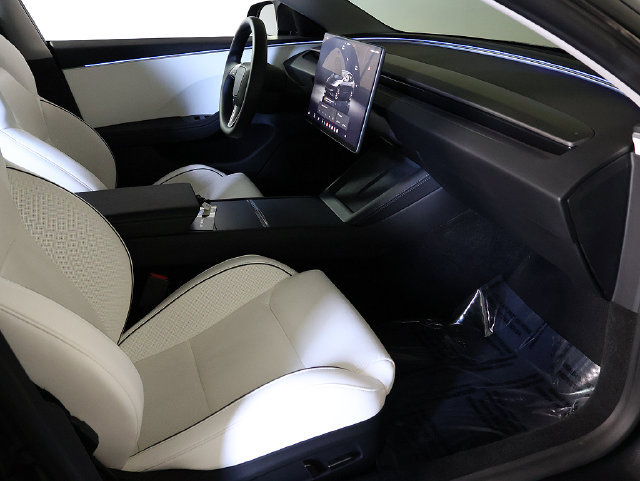 Used 2024 Tesla Model 3 Performance AWD/4WD image 30