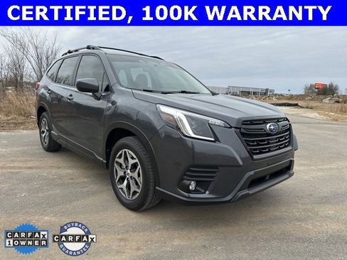 Used 2024 Subaru Forester Premium image 1