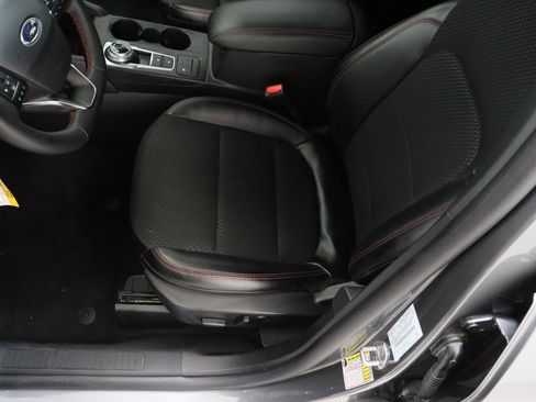 Used 2025 Ford Escape ST-Line w/ Equipment Group 301A FWD image 15