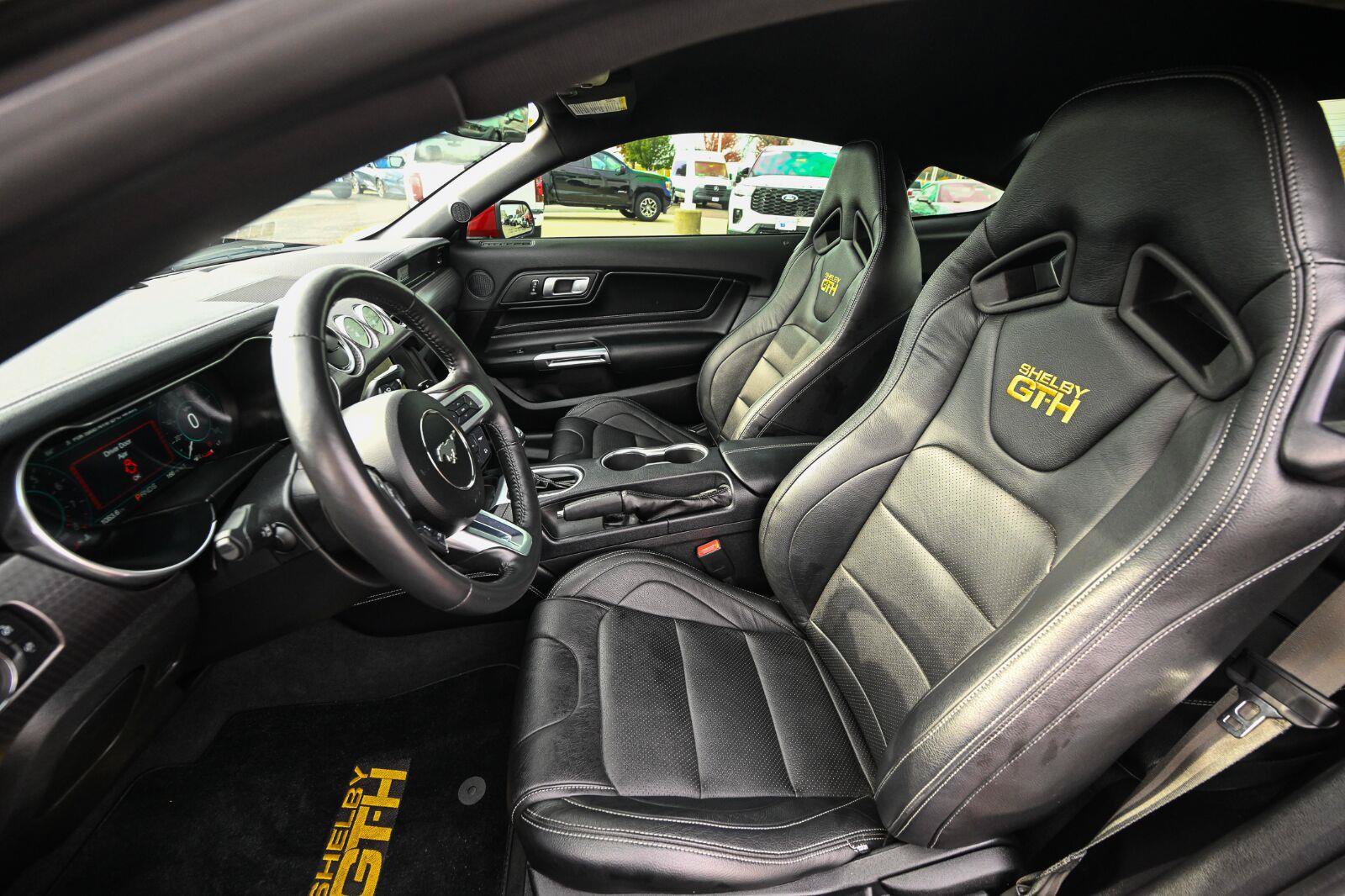 Used 2022 Ford Mustang GT Premium w/ GT Performance Package RWD image 18
