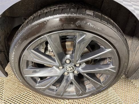 Used 2024 Toyota Corolla SE image 17