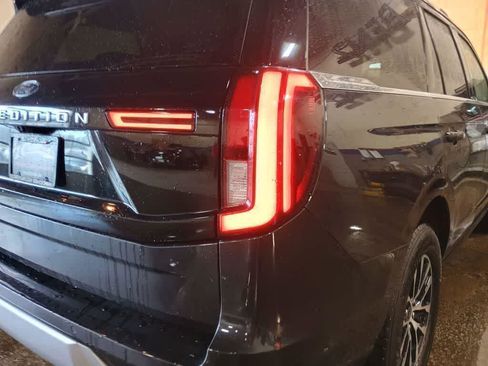 Certified 2025 Ford Expedition Platinum AWD/4WD image 39