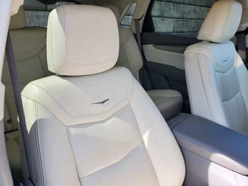Used 2023 Cadillac XT5 Premium Luxury image 22