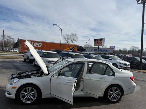 Used 2012 Mercedes-Benz C 300 4MATIC Sedan image 21