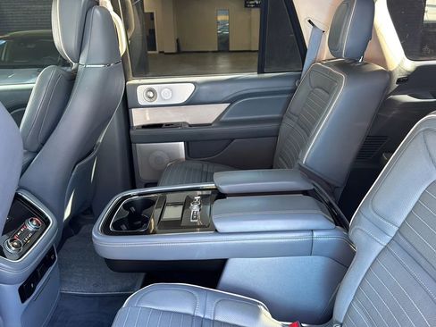 Used 2018 Lincoln Navigator Black Label w/ Cargo Package image 31