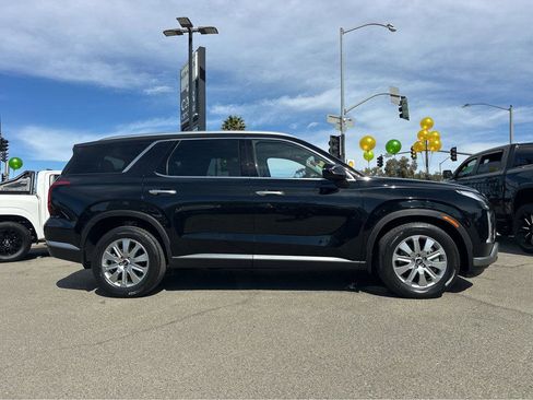 Used 2023 Hyundai Palisade SEL w/ Cargo Package image 39