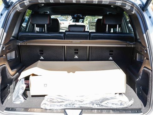 Used 2024 Mercedes-Benz EQB 300 4MATIC image 26