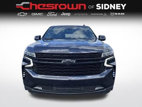 Used 2023 Chevrolet Suburban RST w/ Sport Performance Package AWD/4WD image 2