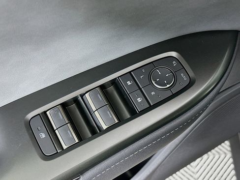 New 2026 Lexus RZ 450e AWD image 18