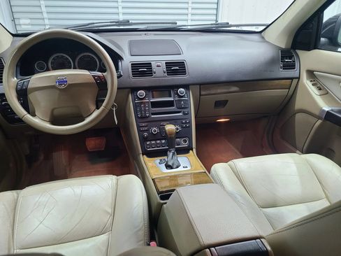 Used 2012 Volvo XC90 3.2 AWD/4WD image 2