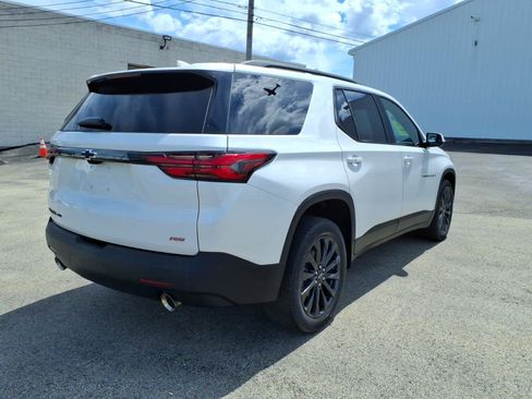Used 2023 Chevrolet Traverse RS AWD/4WD image 8