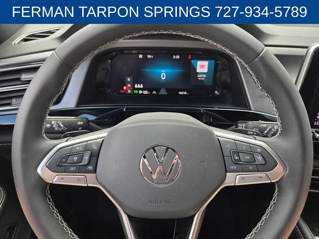 Used 2024 Volkswagen Atlas Cross Sport SE FWD image 28