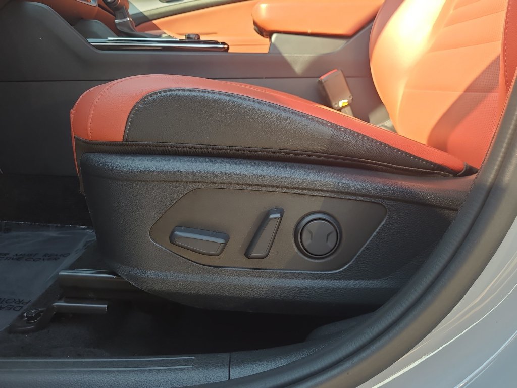 Used 2024 Kia Sportage SX FWD image 24