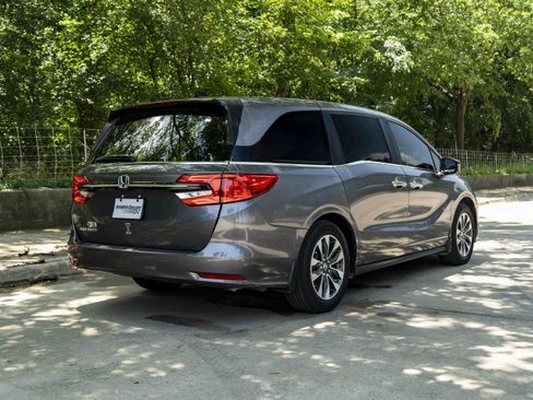 Used 2024 Honda Odyssey EX-L image 9