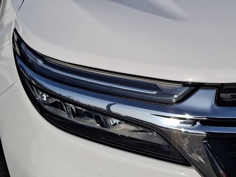 Certified 2022 Chevrolet Equinox LT image 9