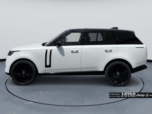 Used 2024 Land Rover Range Rover SE AWD/4WD image 8