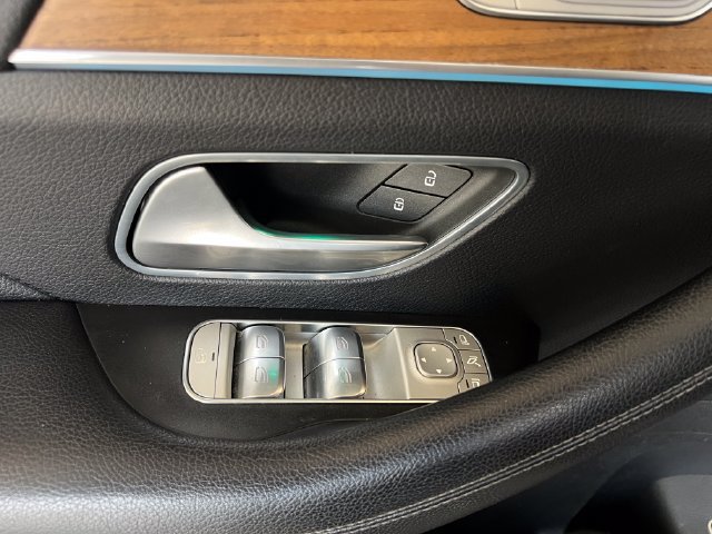Used 2021 Mercedes-Benz GLE 350 image 29