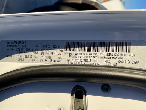 Used 2018 RAM 1500 Laramie Longhorn w/ Longhorn Southfork Package image 16