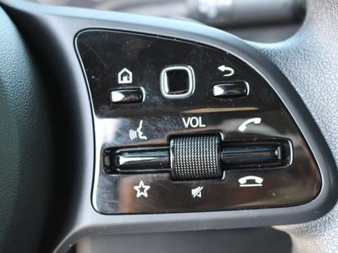Used 2023 Mercedes-Benz Sprinter 2500 image 12