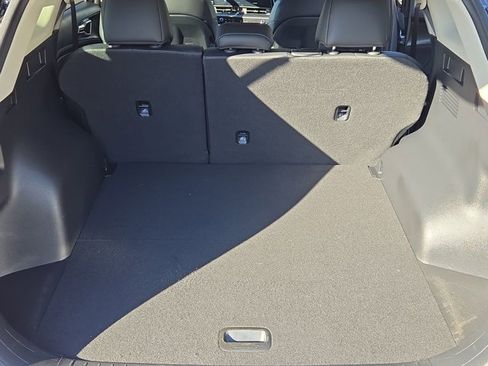 Used 2024 Kia Sportage EX image 8