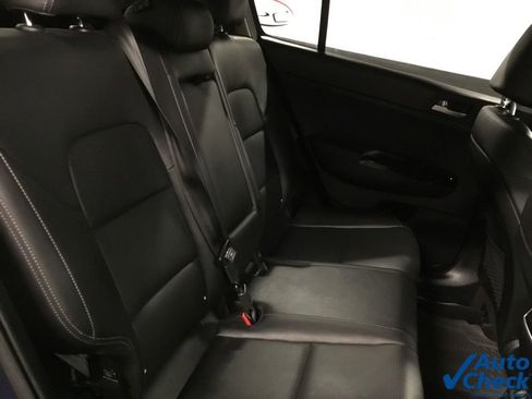 Used 2022 Kia Sportage EX image 32