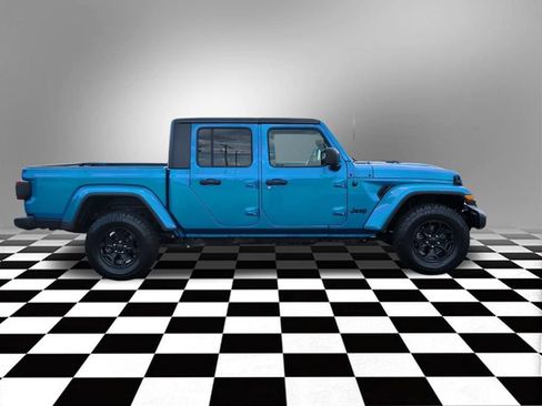 Used 2021 Jeep Gladiator Sport AWD/4WD image 6