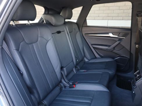Used 2018 Audi SQ5 Prestige w/ Prestige Package AWD/4WD image 24