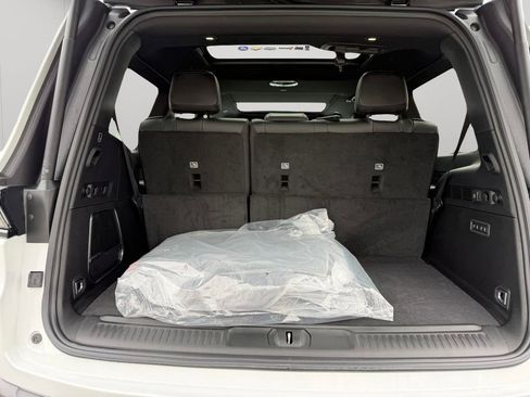 New 2026 Jeep Grand Wagoneer Limited image 33