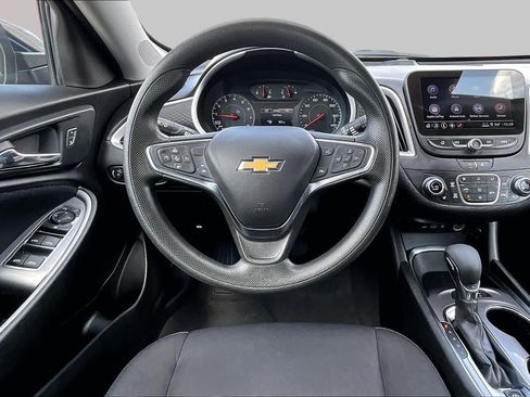 Used 2024 Chevrolet Malibu LT FWD image 6
