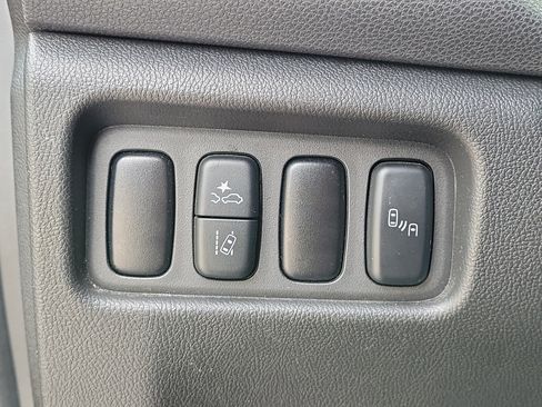 Used 2023 Mitsubishi Outlander Sport ES AWD/4WD image 29