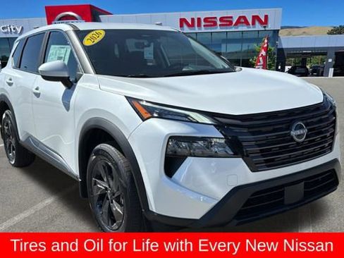 New 2026 Nissan Rogue SV w/ Cold Weather Package AWD/4WD image 1