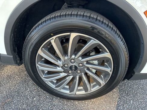 Certified 2023 Lincoln Corsair Reserve image 16