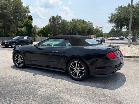 Used 2017 Ford Mustang Premium RWD image 5