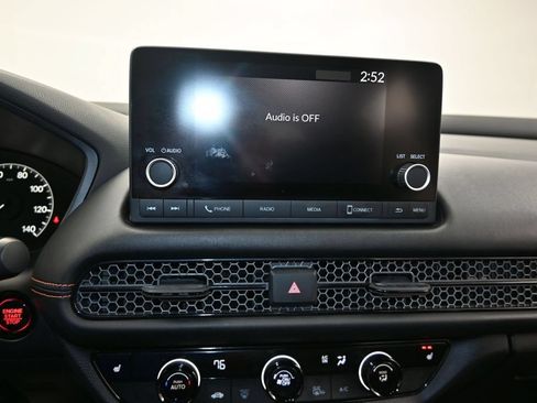 Used 2024 Honda HR-V Sport image 17