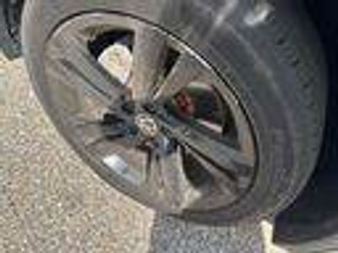 Used 2024 Volkswagen Tiguan SE R-Line FWD image 16